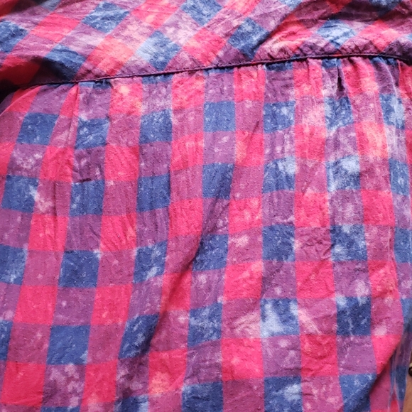 Distressed Buffalo plaid shirt - Picture 4 of 4